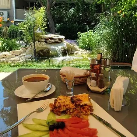 מלון Shipka סאני ביץ'