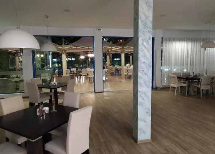 Хотел Shipka 3*